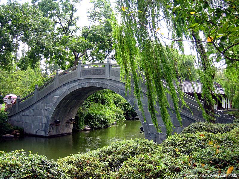 Bridge in Hang Zhou. Look how much greener that place is than Shanghai!