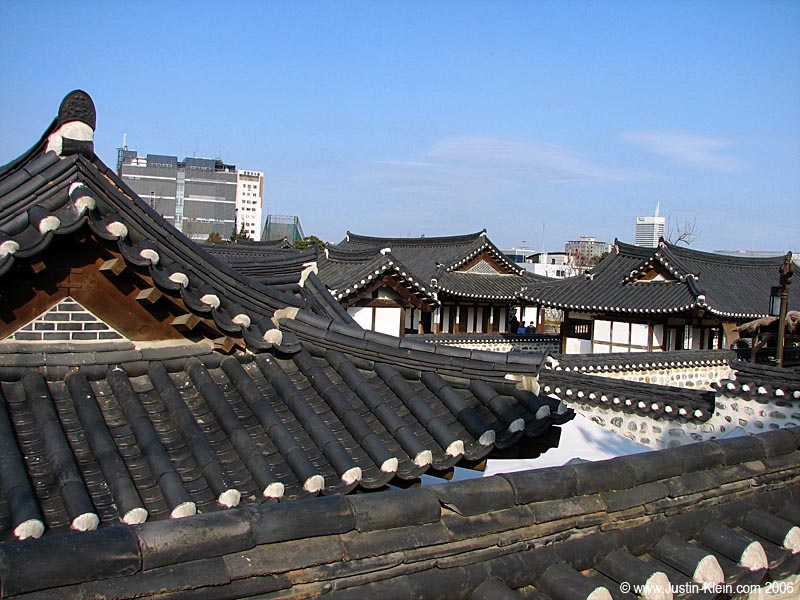 Rooftops of Namsangol.