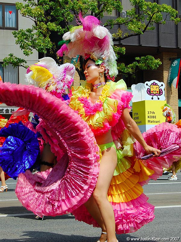A dancer in the Kobe Matsuri Samba Parade.