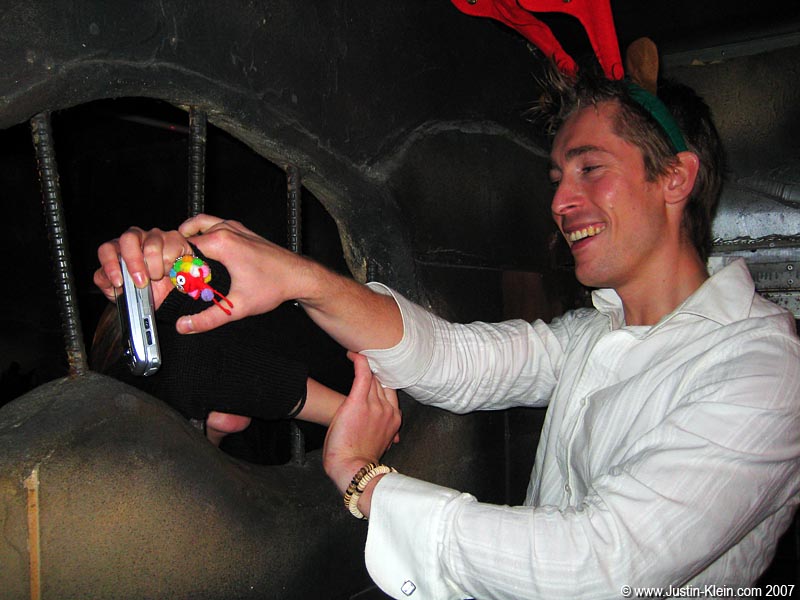 Peder terrorizing a couple of our cellmates at Lockup Shibuya.