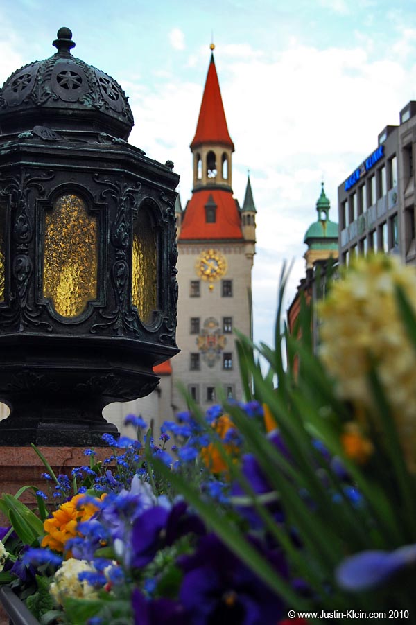 A clock tower in Marienplatz, Munich.