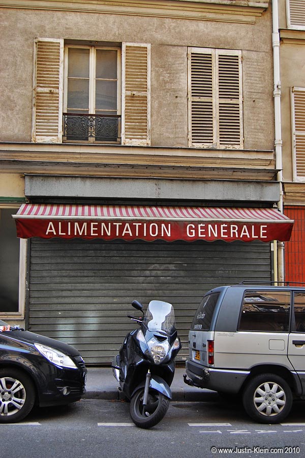 A little market near Montmatre.