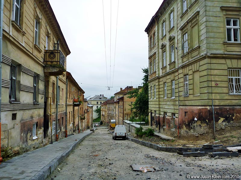 A road leading up towards Castle Hill. I wouldn't say this level of maintenance was typical of Lviv - but outside the historic center, I wouldn't say it was uncommon either.