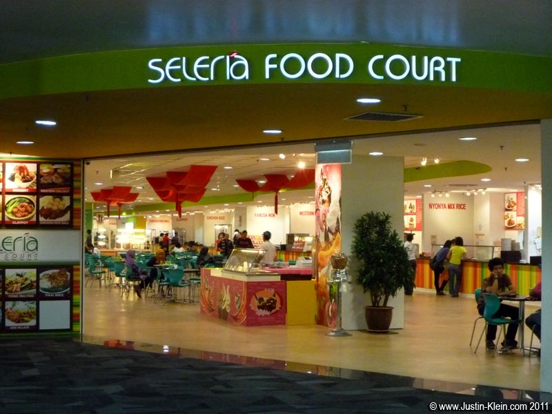 The food court on the top floor of the mall in central Melaka.  I had my fair share of meals here : )