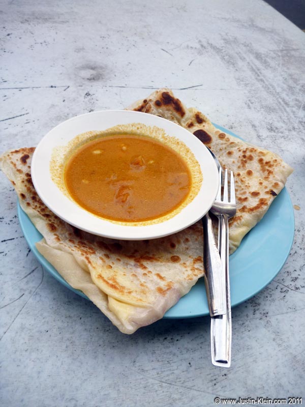 One of the most recognizable snacks throughout Malaysia is Roti, an oily Indian bread grilled up and served with dipping sauce.  I probably had 200 of these during my 5 weeks in the country.