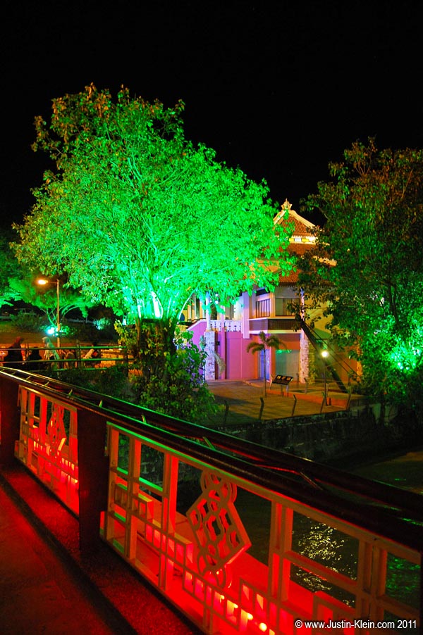 Melaka has great lighting at night.  This is the little bridge that passes over Sungai Melaka, linking Dutch Square to Jonker Walk.