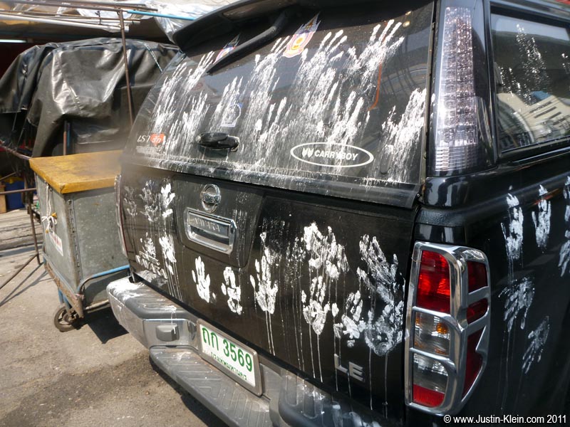 There's no two ways about it: Songkran is here.
